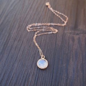 Gold Tone Moonstone Necklace GREAT DEAL!